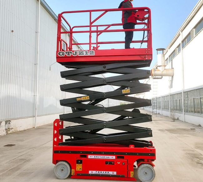 余江自行走移动式升降机